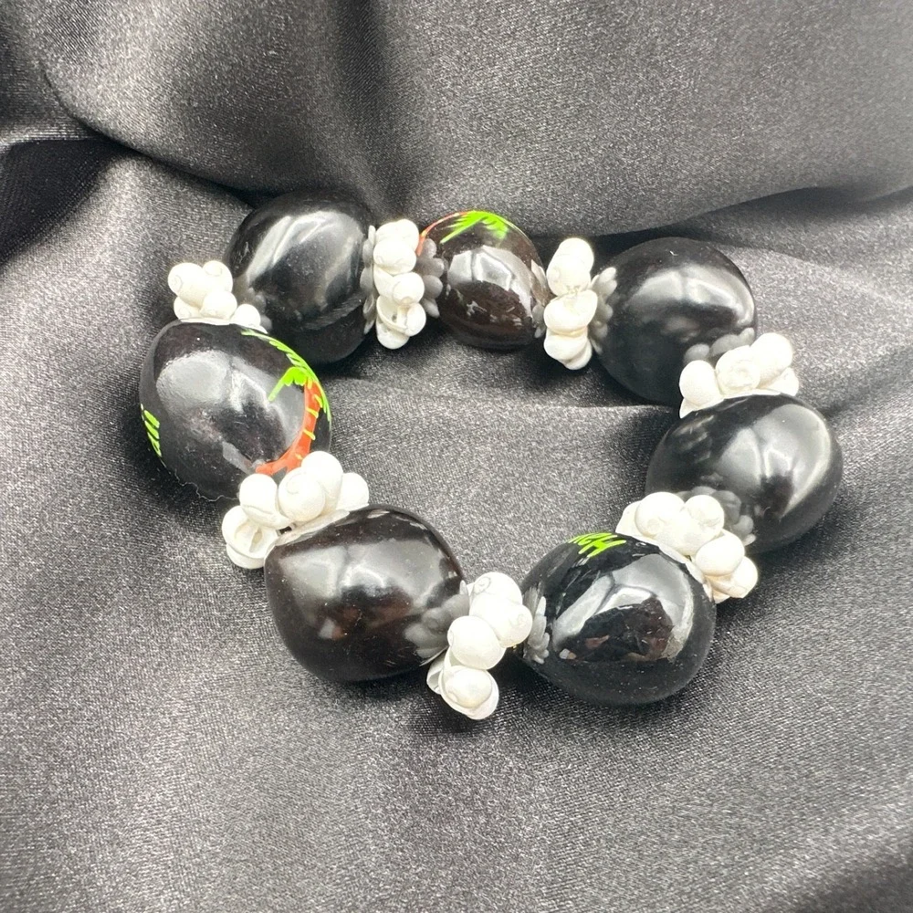Vintage 90s Hawaii Kukui Nut Shell Bracelet Boho Tropical Luau Beach Jewelry